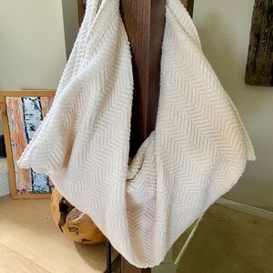 NEW with Tags Loeil Balbino Large Hobo Shopper Bag